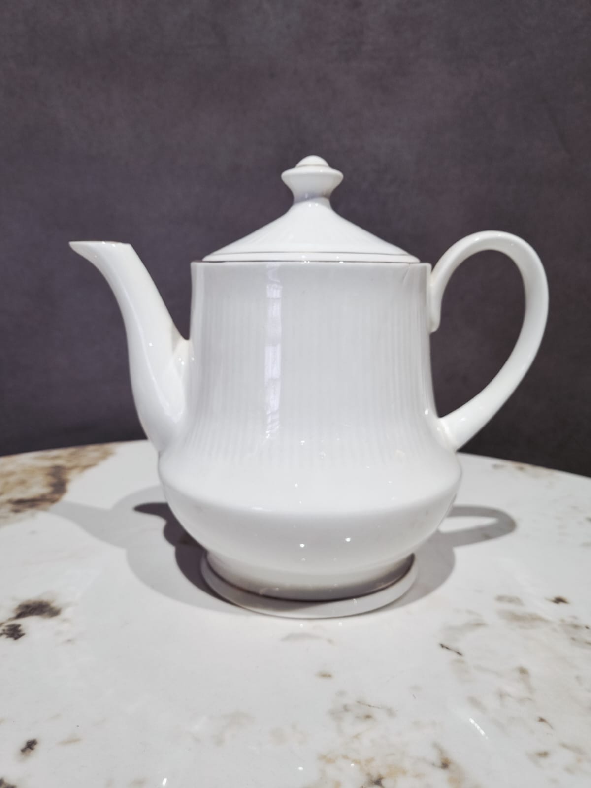 Gold line Tea Set