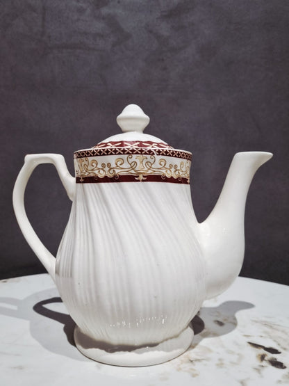 Velora Tea Set