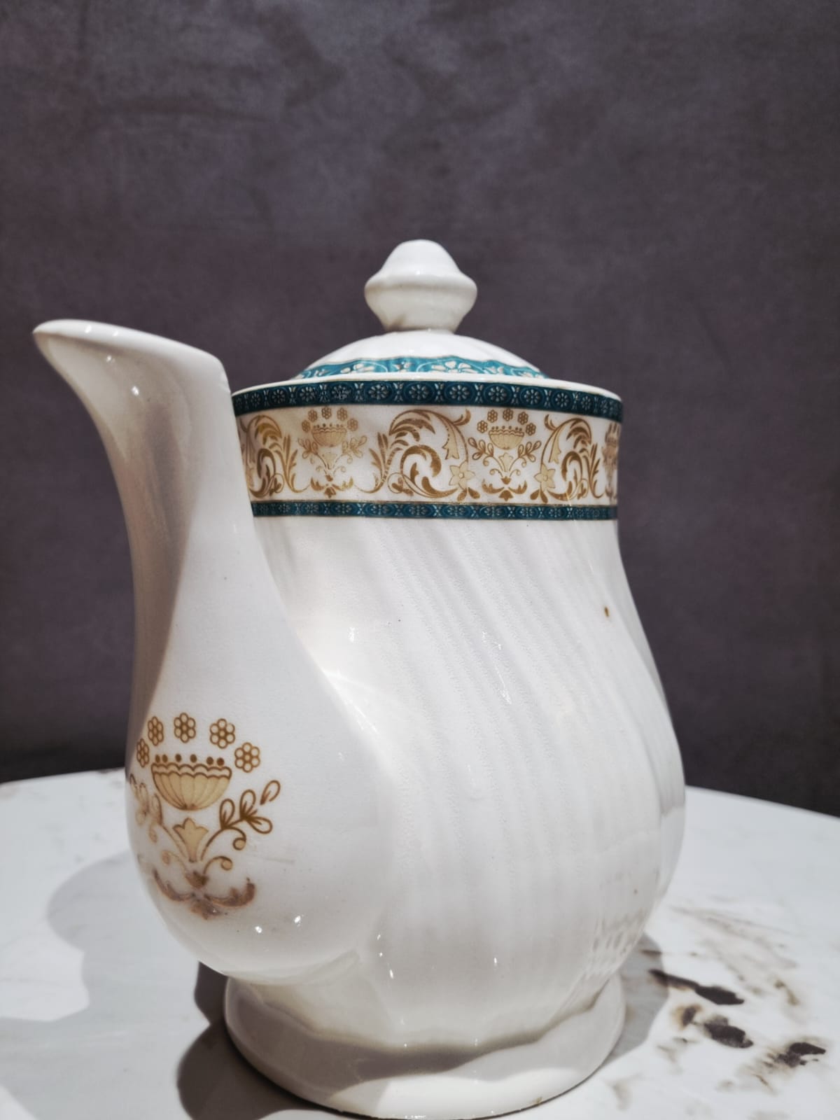 Linea Tea Set