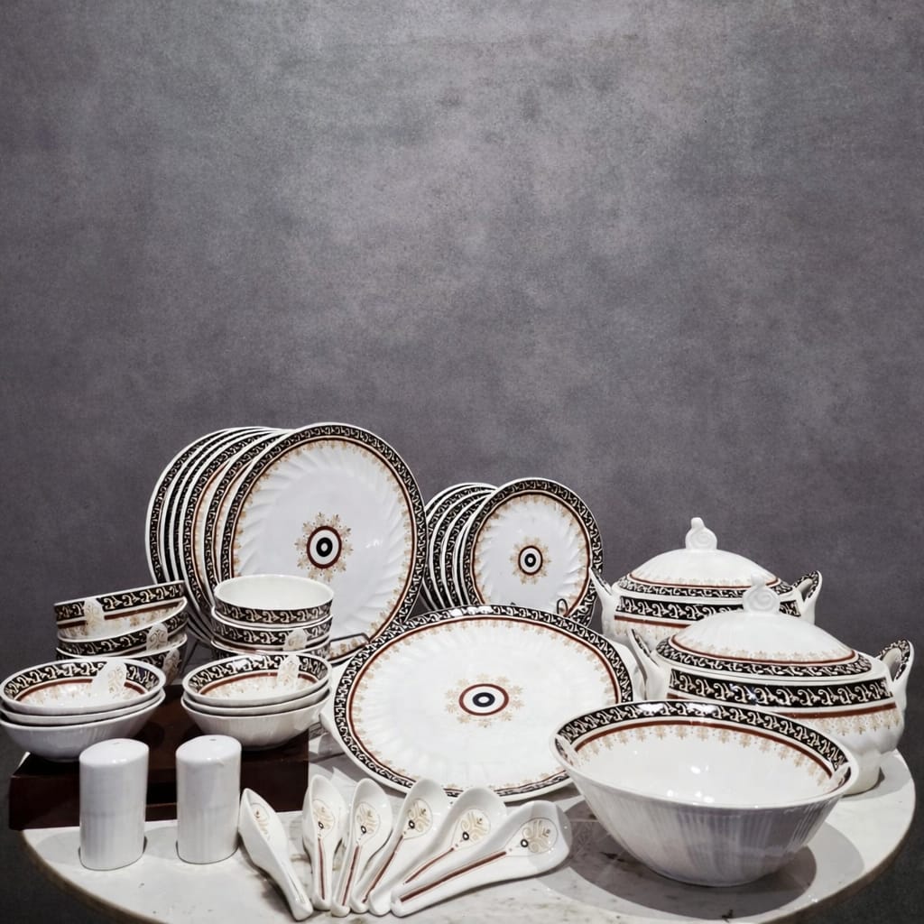 Royal Feast Dinner Set
