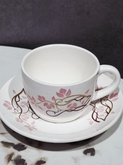 Edge Pour Cup & Saucer