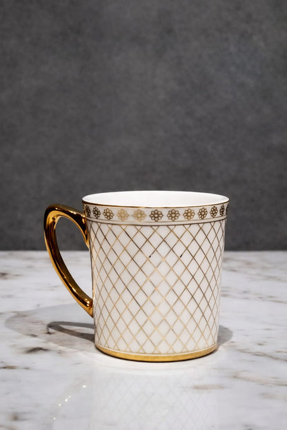 Subtle Shine Gold Cup Set