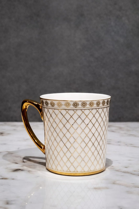 Subtle Shine Gold Cup Set