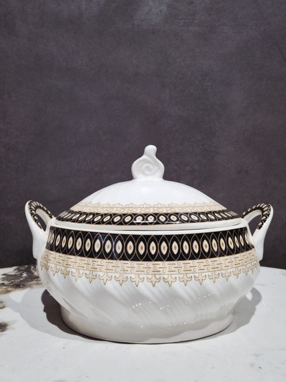 Crownline Dinner Set