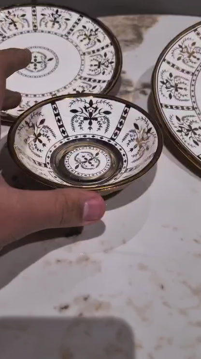 24pc. Gold Dinner set