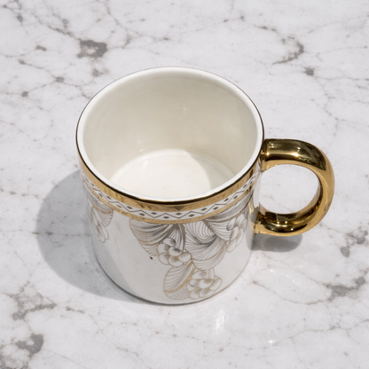 Regalia White & Gold Cup set